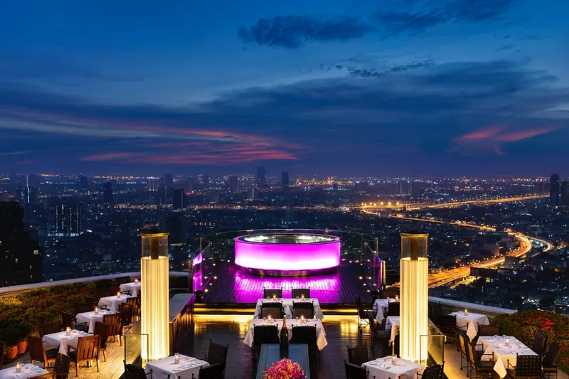 Sky Bar by lebua